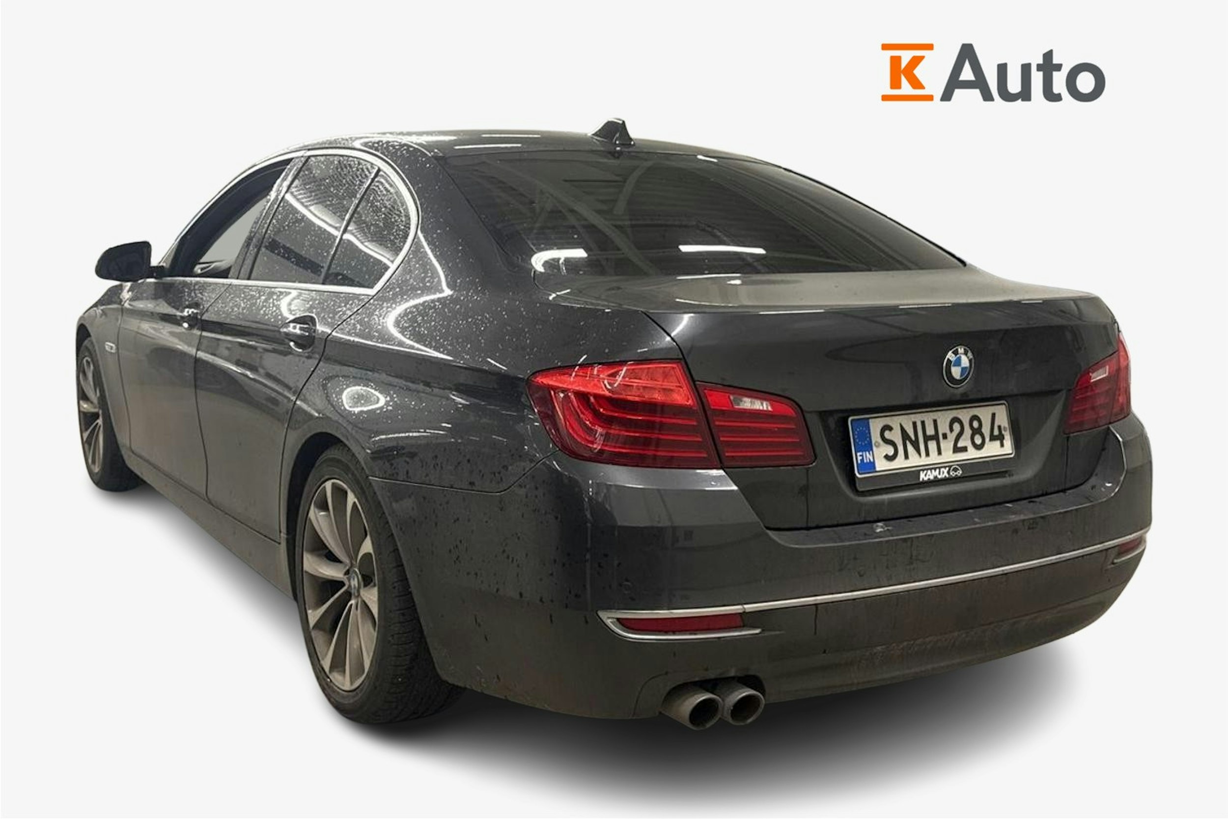 harmaa BMW 520 2015 kuva 2.