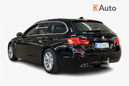 musta BMW 520 2015 kuva 2.