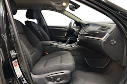 musta BMW 520 2015 kuva 9.