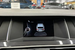 musta BMW 520 2015 kuva 12.