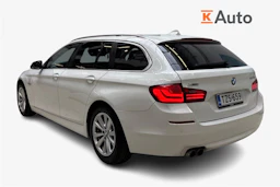valkoinen BMW 520 2015 kuva 2.