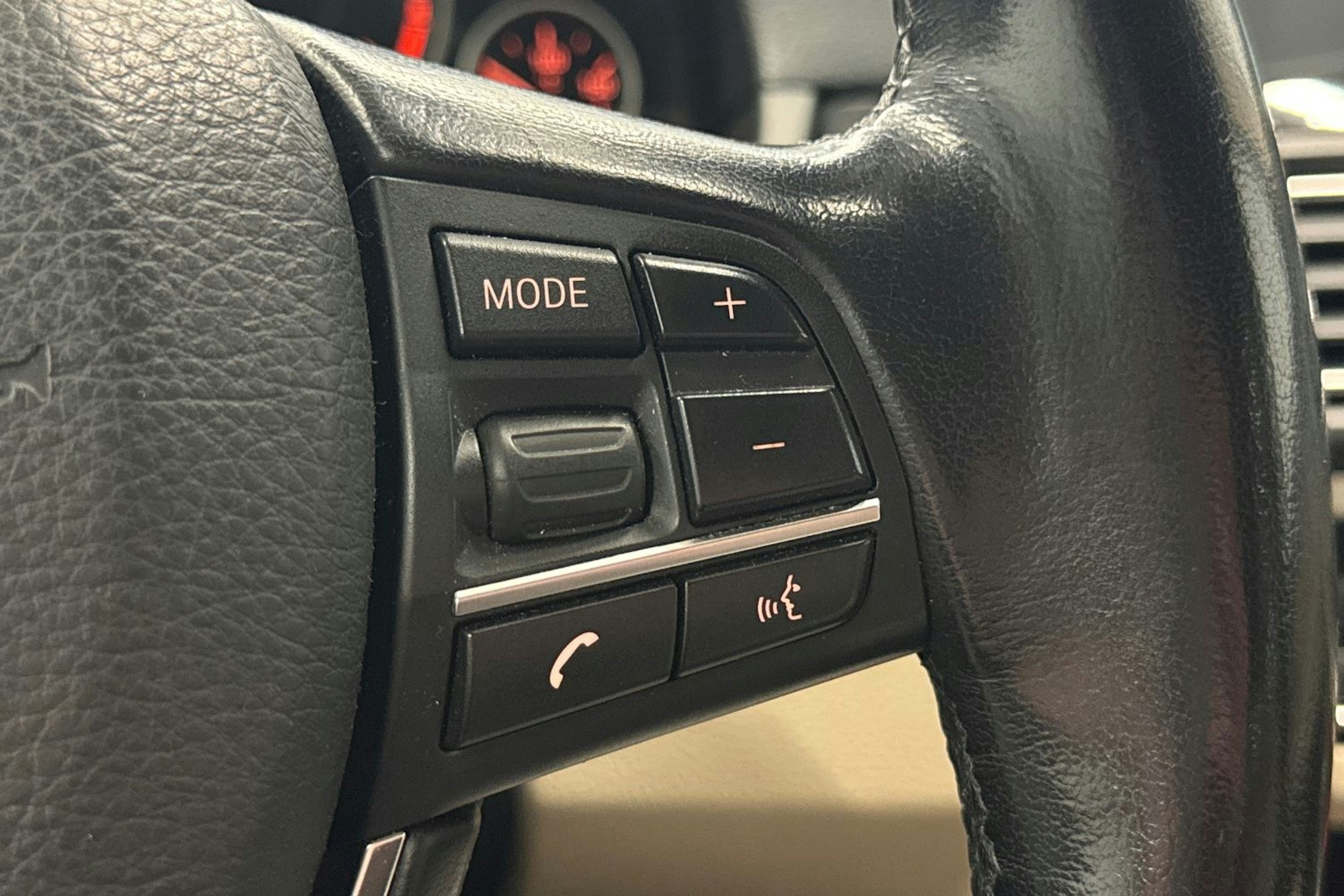 sininen BMW 520 2015 kuva 28.