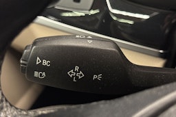 sininen BMW 520 2015 kuva 31.