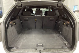 valkoinen BMW 520 2017 kuva 12.