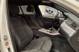 valkoinen BMW 520 2017 kuva 23.