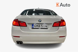 valkoinen BMW 520 2016 kuva 3.