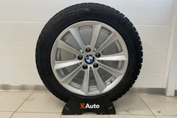 valkoinen BMW 520 2016 kuva 10.
