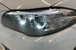 valkoinen BMW 520 2016 kuva 21.