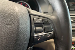 musta BMW 520 2016 kuva 15.