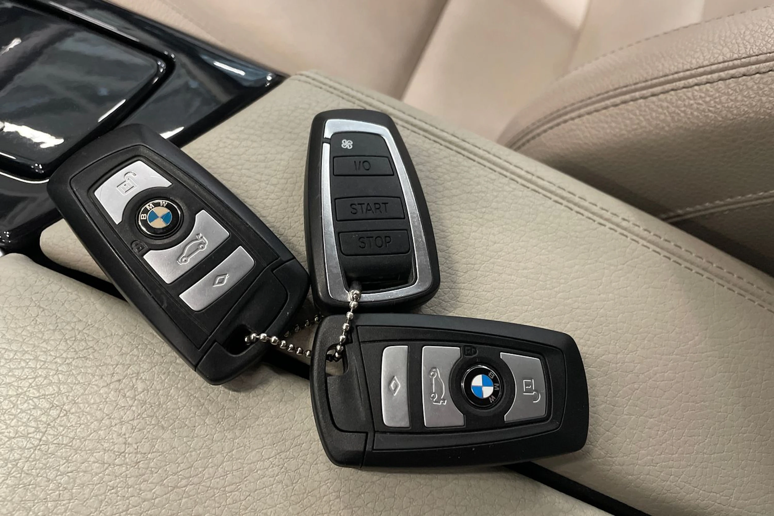 musta BMW 520 2016 kuva 27.