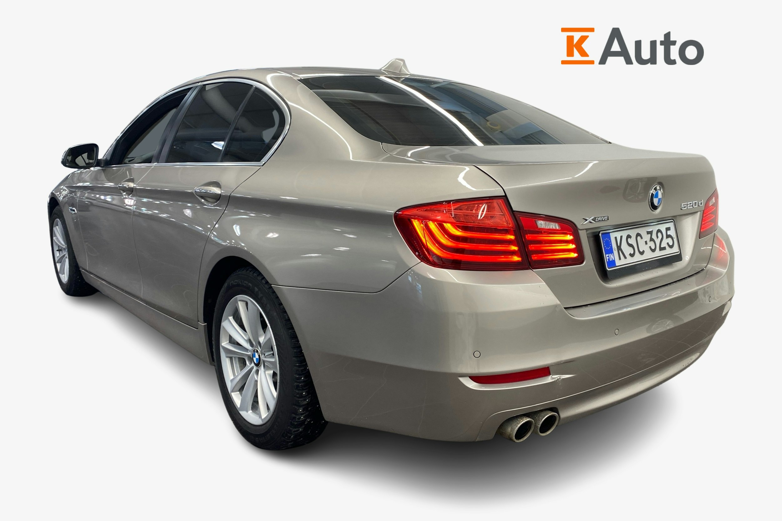 met. harmaa BMW 520 2016 kuva 2.