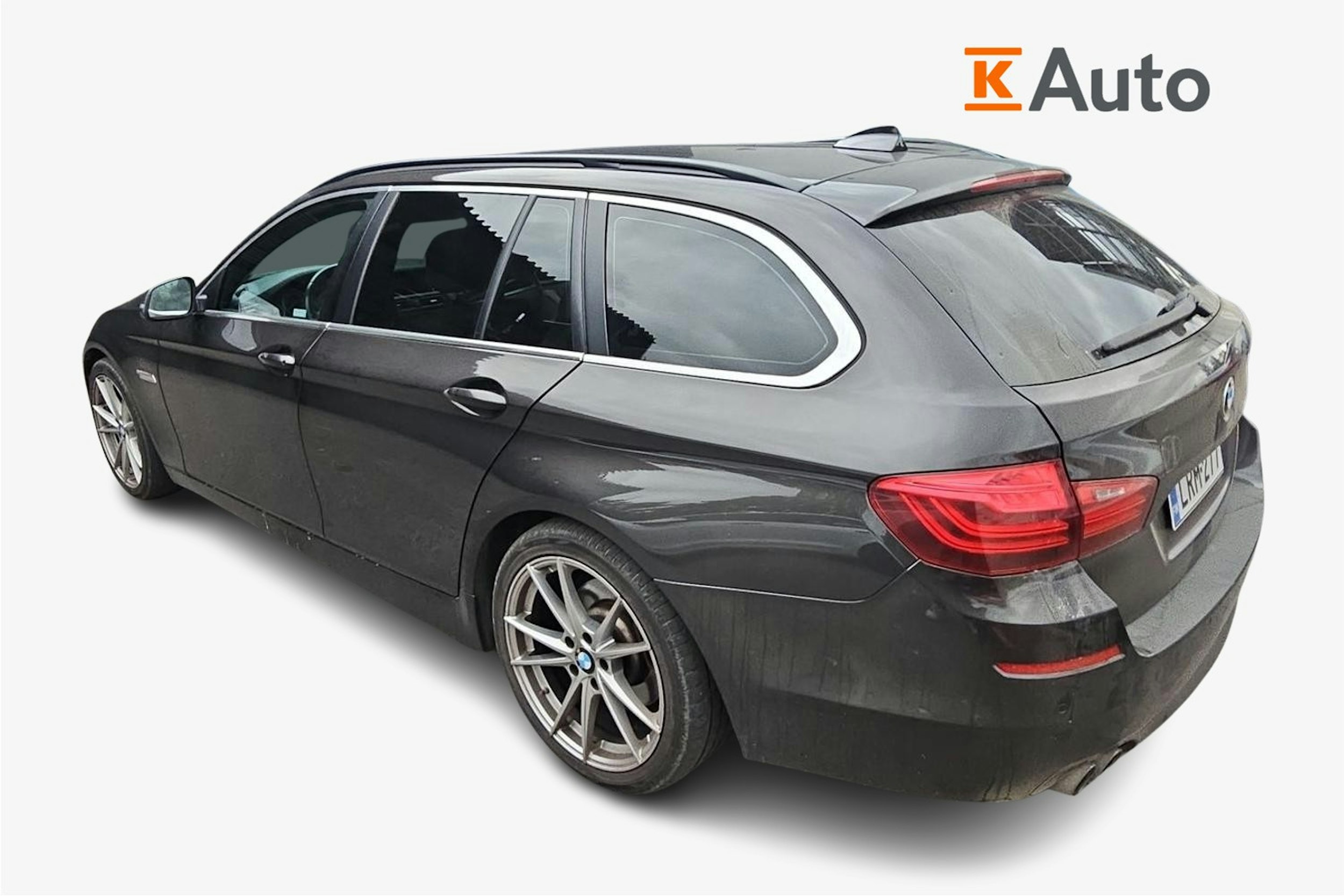 ruskea (beige) BMW 520 2016 kuva 2.