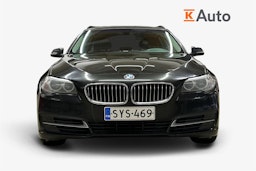 musta BMW 520 2016 kuva 5.