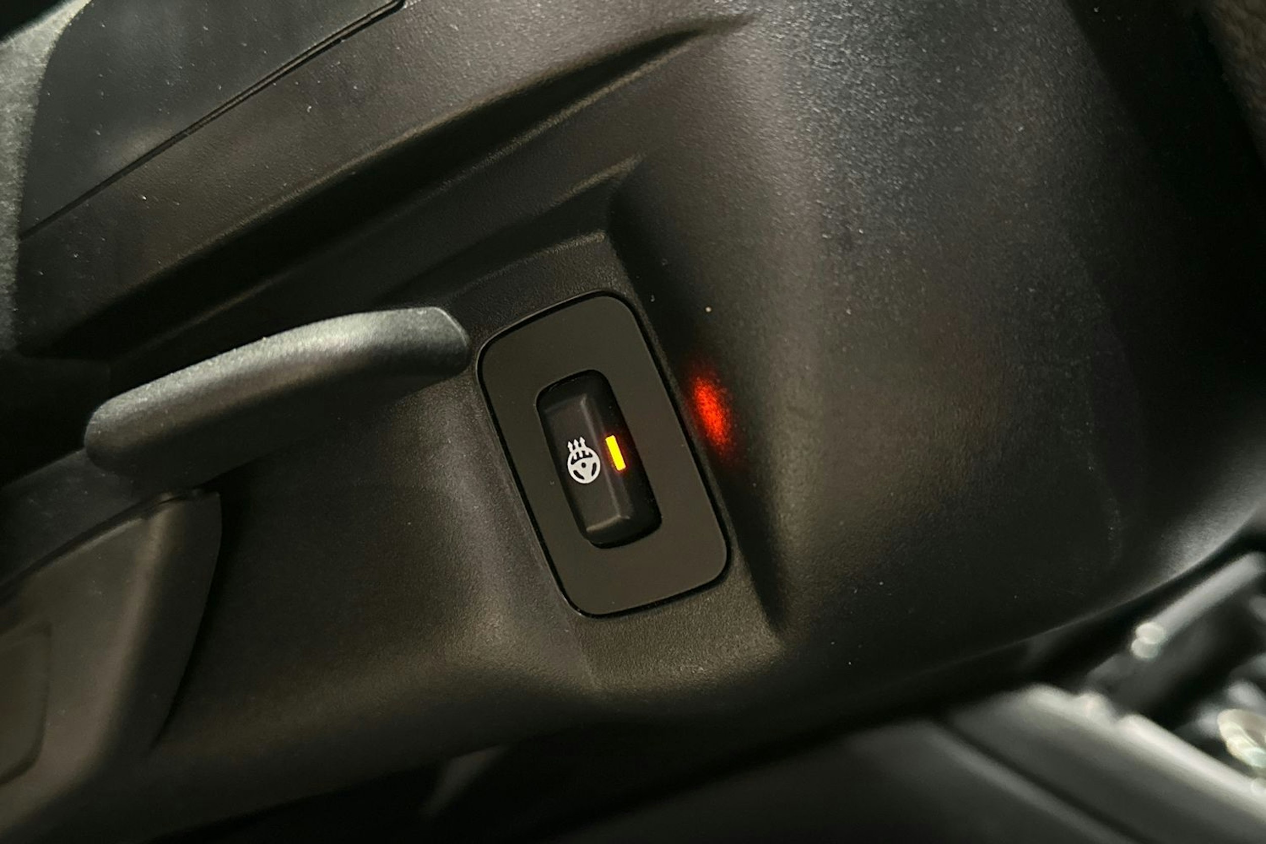 musta BMW 520 2016 kuva 18.