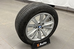 musta BMW 520 2016 kuva 14.