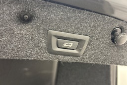 musta BMW 520 2016 kuva 17.