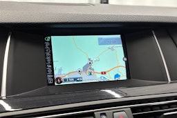 musta BMW 520 2016 kuva 26.