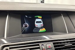 musta BMW 520 2016 kuva 27.