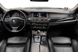 met. harmaa BMW 520 2016 kuva 7.