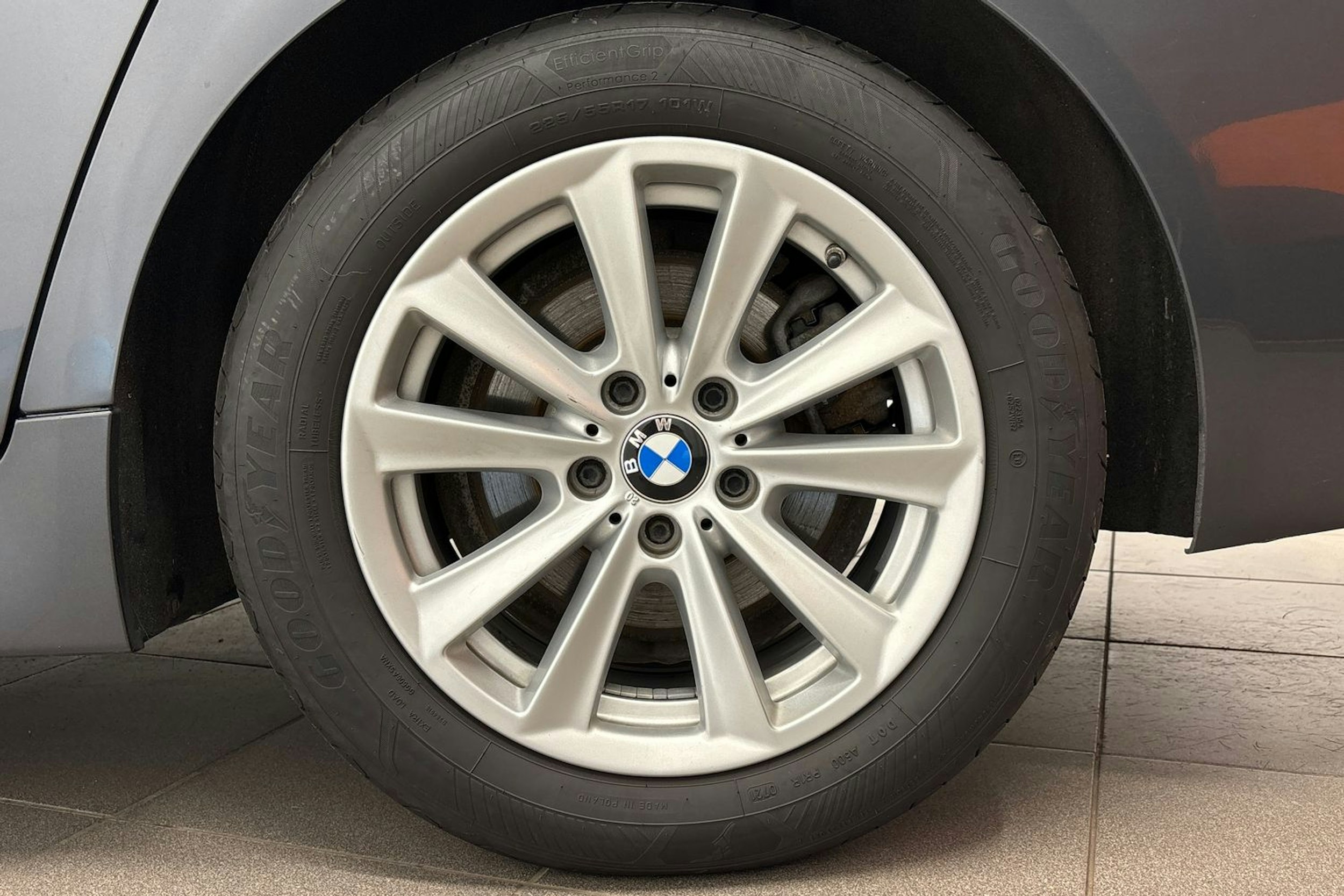 met. harmaa BMW 520 2016 kuva 10.