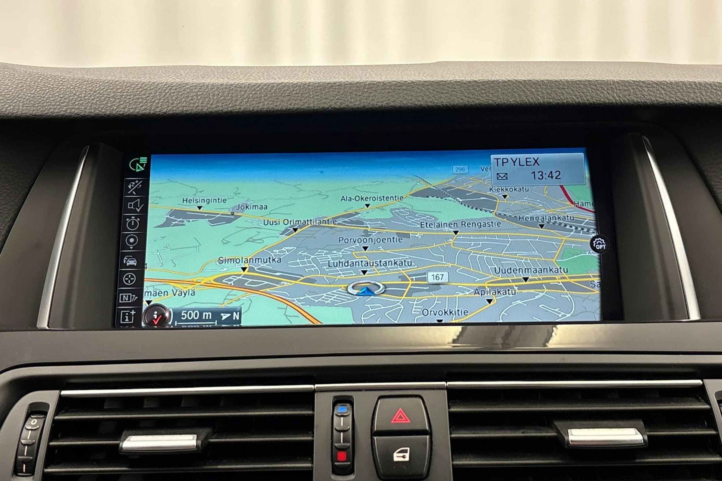 met. harmaa BMW 520 2016 kuva 19.