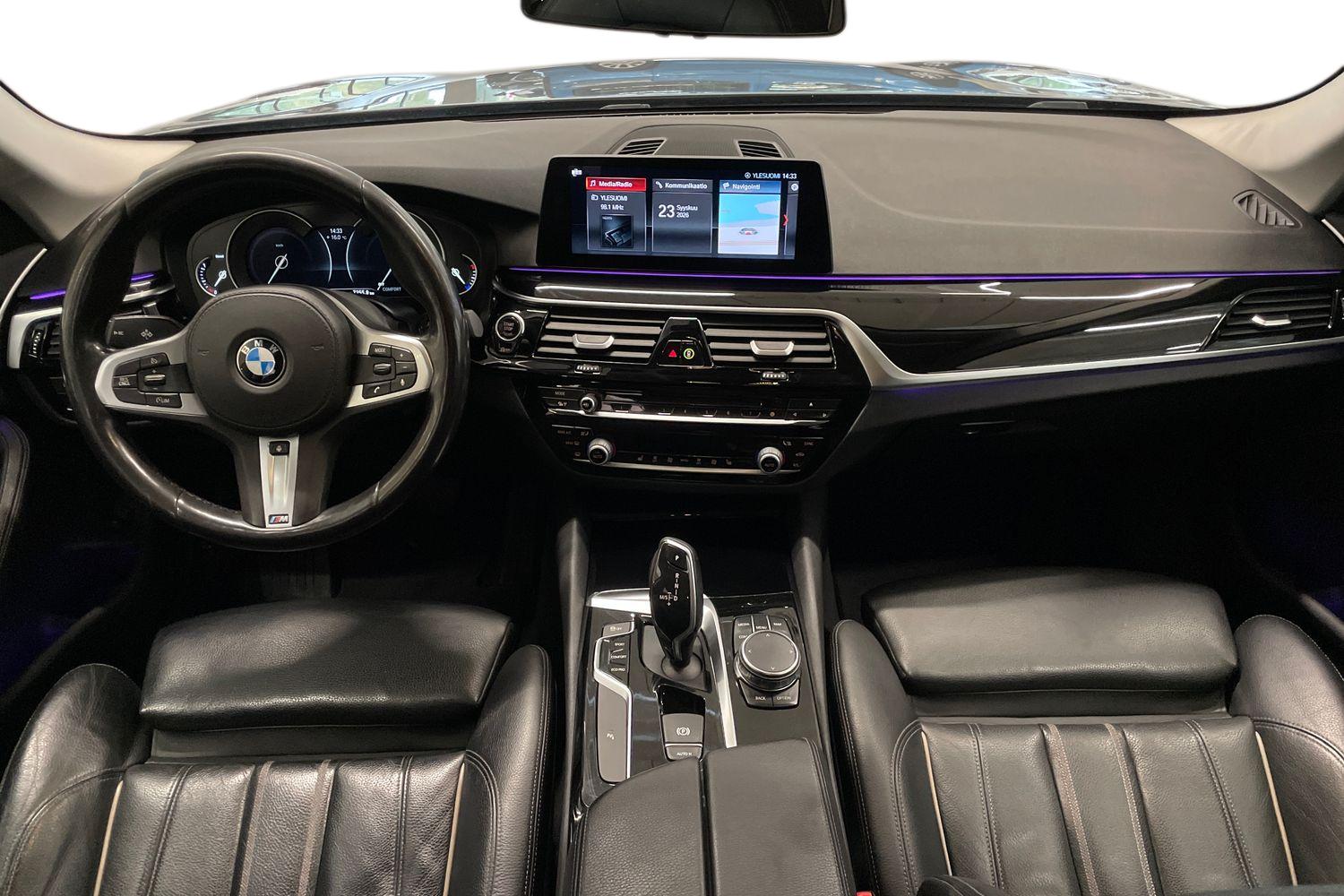 BMW 520 2017, photo 7/22