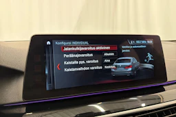valkoinen BMW 520 2017 kuva 26.