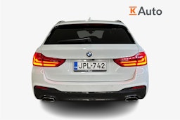 valkoinen BMW 520 2017 kuva 3.