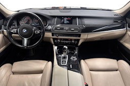 ruskea (beige) BMW 520 2017 kuva 7.