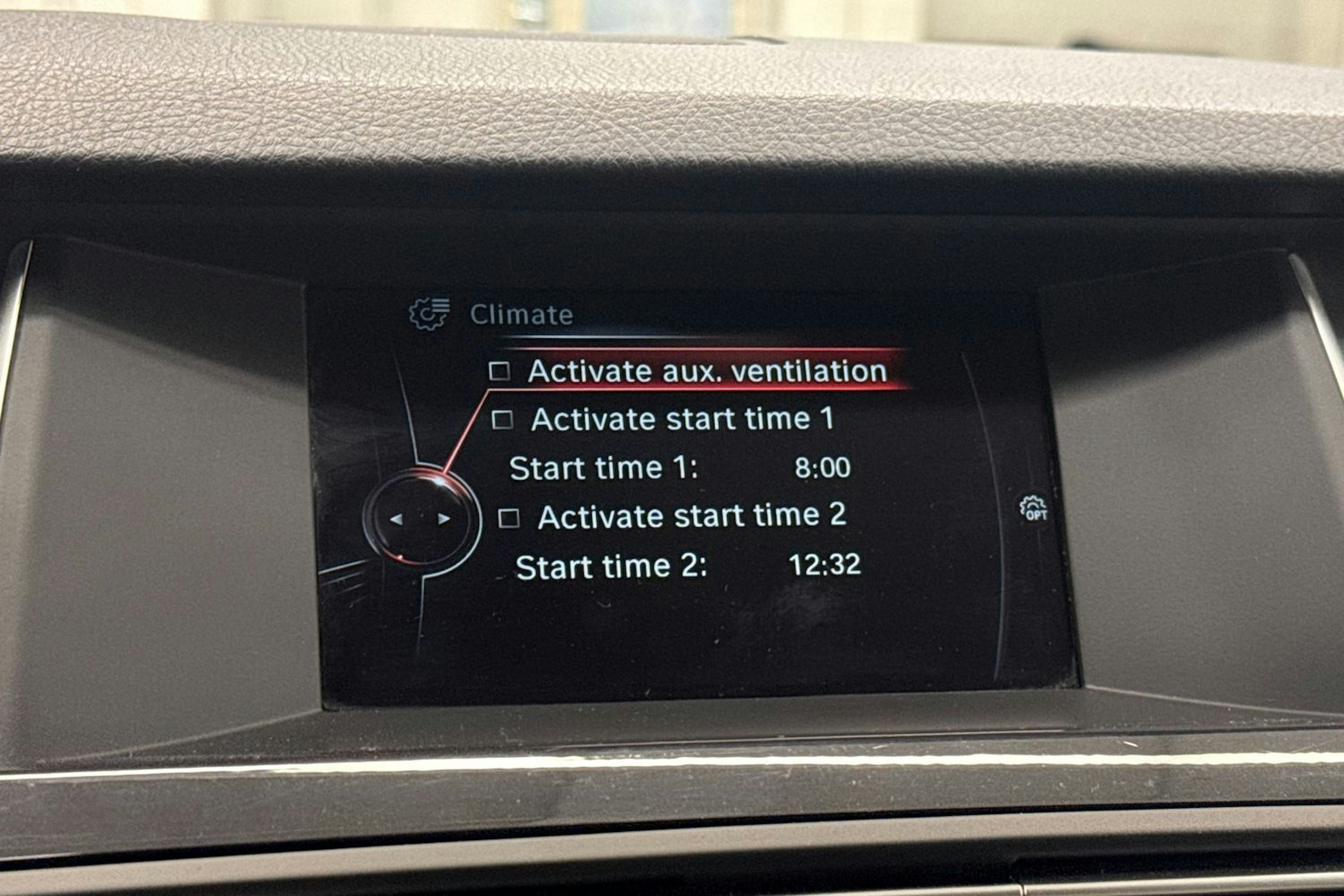 ruskea (beige) BMW 520 2017 kuva 27.