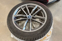 valkoinen BMW 520 2017 kuva 4.