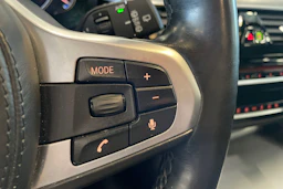 valkoinen BMW 520 2018 kuva 19.