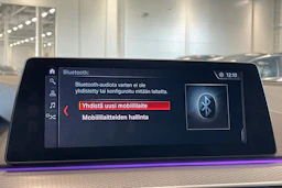 valkoinen BMW 520 2018 kuva 23.
