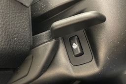 Valkoinen BMW 520 2017 kuva 14.