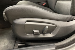 Valkoinen BMW 520 2017 kuva 22.