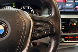 harmaa BMW 520 2017 kuva 14.