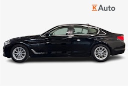 Musta BMW 520 2017 kuva 6.
