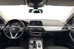 Musta BMW 520 2017 kuva 9.