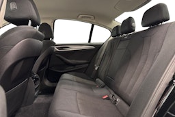 Musta BMW 520 2017 kuva 10.