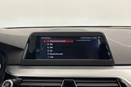 Musta BMW 520 2017 kuva 20.