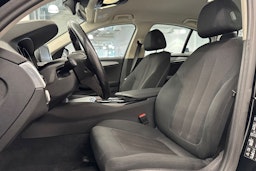 Musta BMW 520 2017 kuva 24.