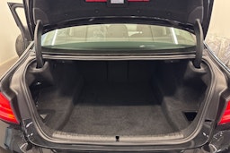 Musta BMW 520 2017 kuva 26.