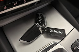 Musta BMW 520 2017 kuva 28.