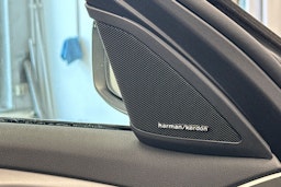 musta BMW 520 2017 kuva 24.