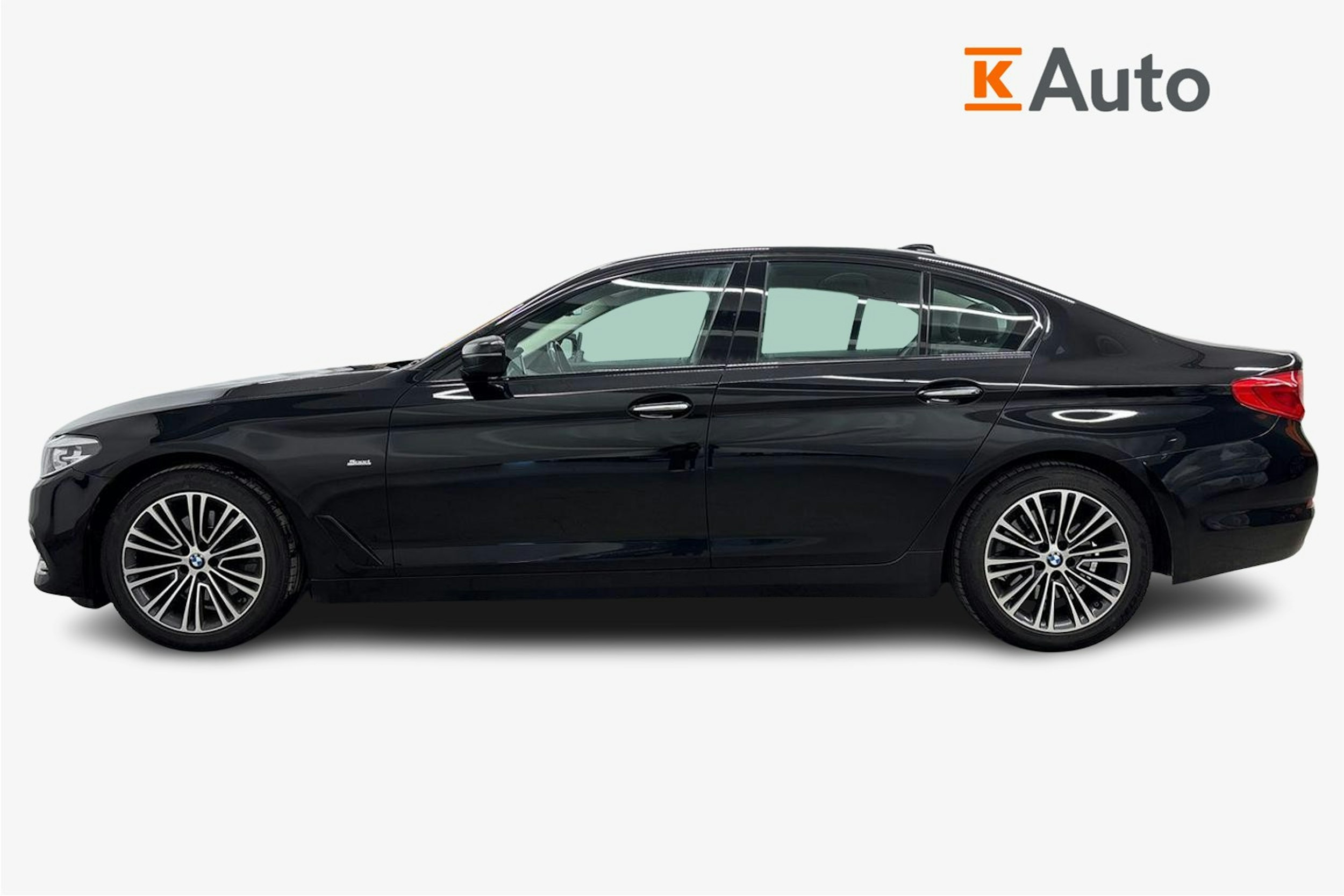 musta BMW 520 2017 kuva 6.