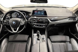 musta BMW 520 2017 kuva 9.