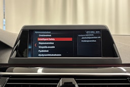 musta BMW 520 2017 kuva 20.