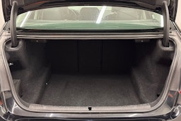 musta BMW 520 2017 kuva 23.