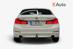 valkoinen BMW 520 2017 kuva 3.