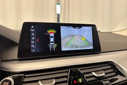 valkoinen BMW 520 2017 kuva 23.